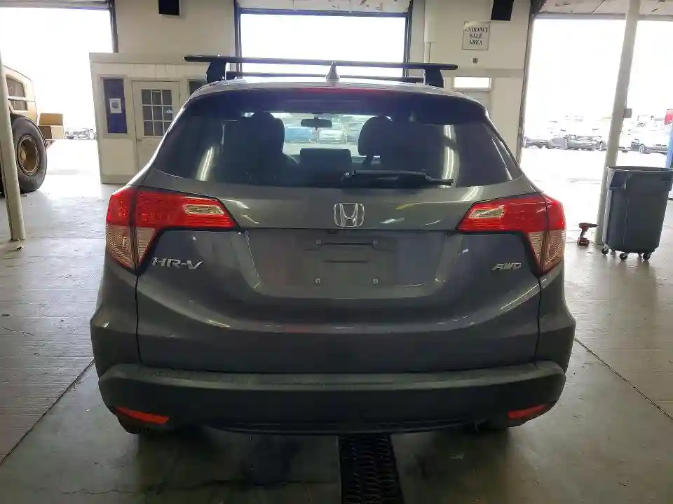 3CZRU6H57JM715302 2018 HONDA HR-V-5