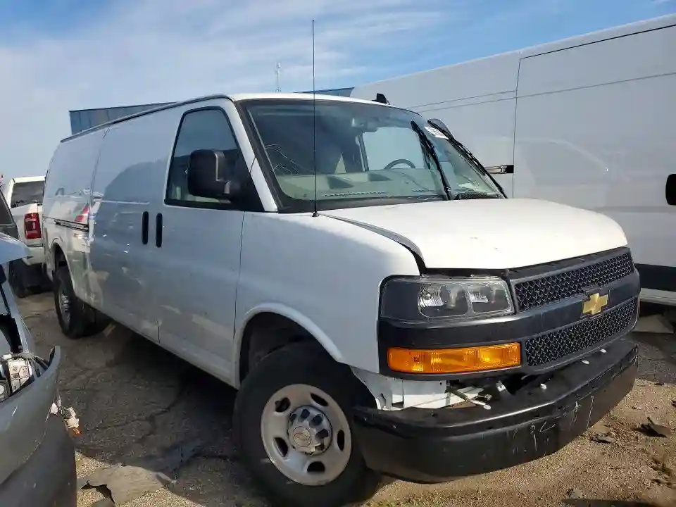 1GCWGBFP5P1175337 2023 CHEVROLET EXPRESS-3