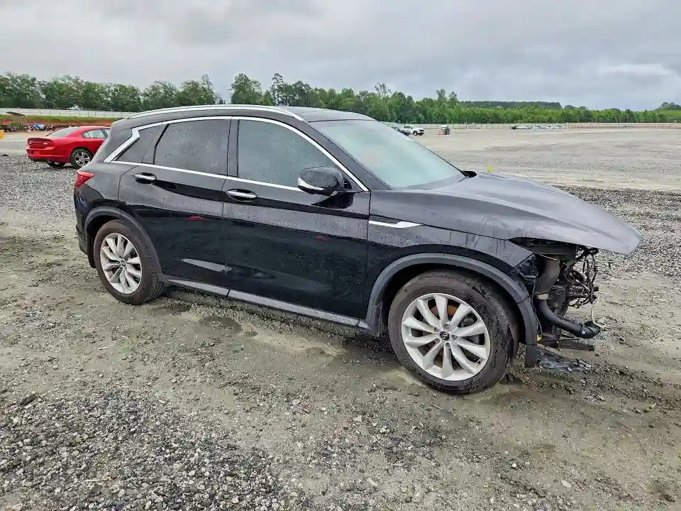 3PCAJ5M32KF124245 2019 INFINITI QX50-3