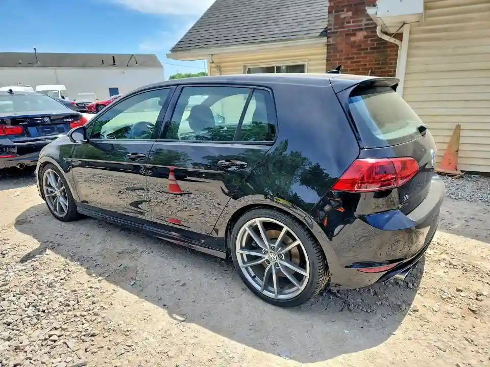 WVWWF7AU4HW155145 2017 VOLKSWAGEN GOLF-1