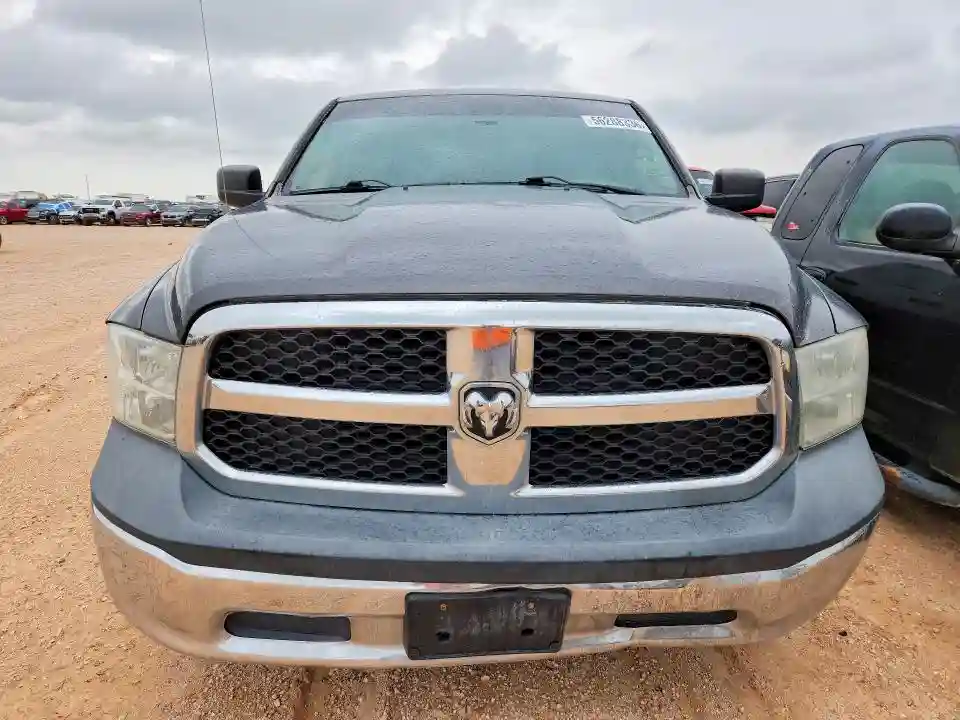 1C6RR7FT5JS316501 2018 RAM 1500-4