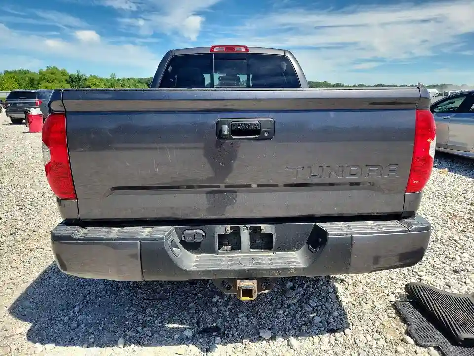 5TFUW5F1XKX862388 2019 TOYOTA TUNDRA-5