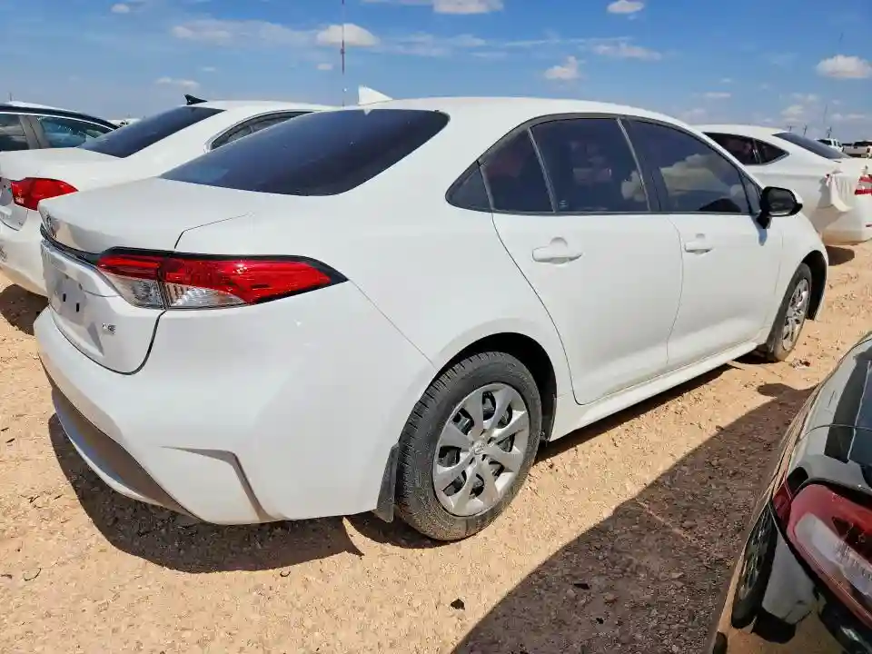 5YFEPMAE8NP316312 2022 TOYOTA COROLLA-2