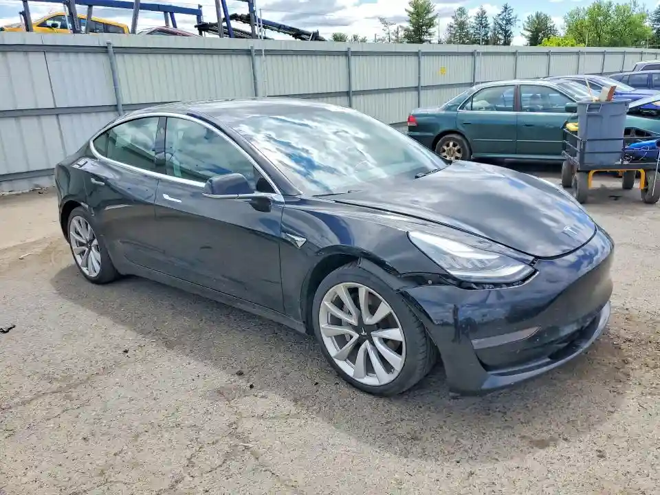 5YJ3E1EB6KF199901 2019 TESLA MODEL 3-3