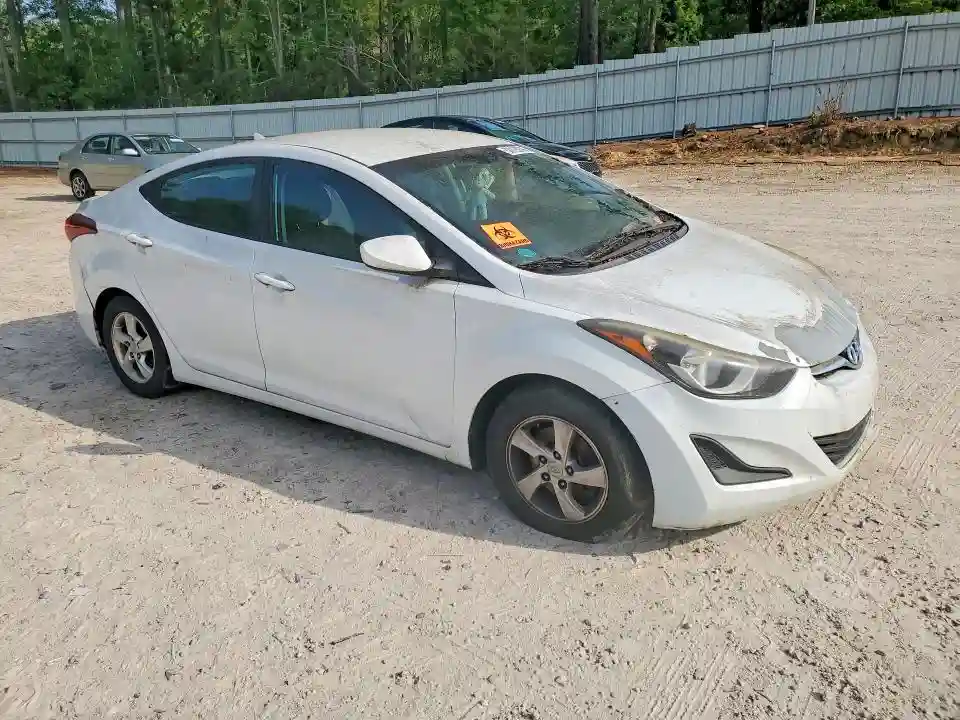 5NPDH4AE1FH589390 2015 HYUNDAI ELANTRA-3