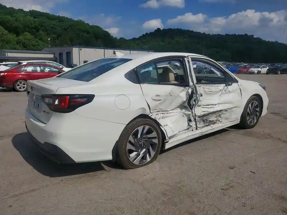 4S3BWAN67R3010207 2024 SUBARU LEGACY-2