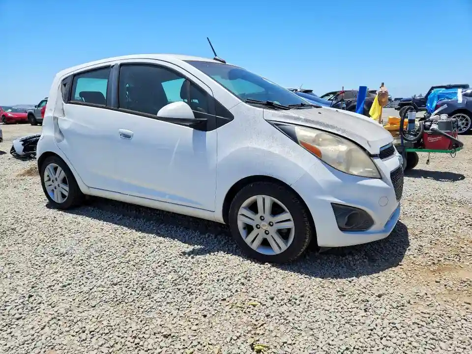 KL8CD6S98DC583673 2013 CHEVROLET SPARK-3