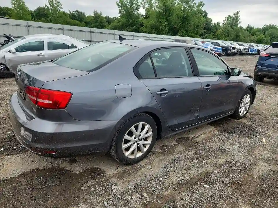 3VWD07AJ0FM259866 2015 VOLKSWAGEN JETTA-2