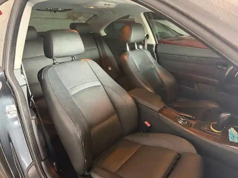 WBAKE3C50BE557478 2011 BMW 3 SERIES-5
