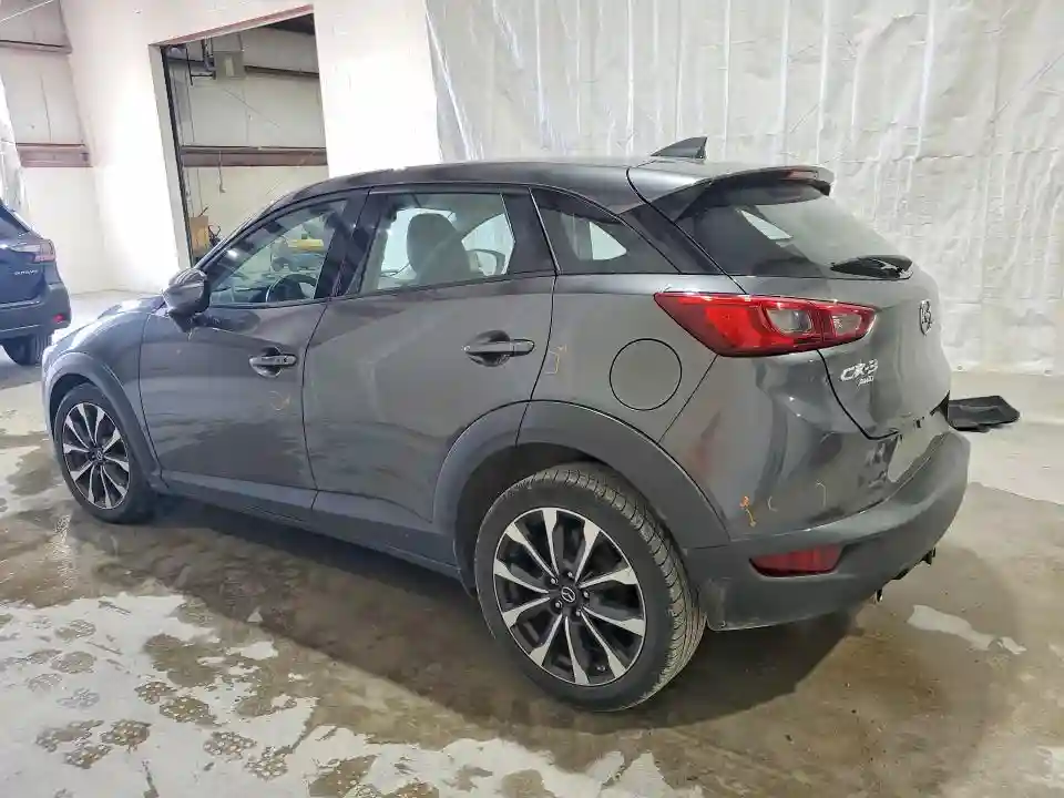 JM1DKFC75K1457696 2019 MAZDA CX-3-1