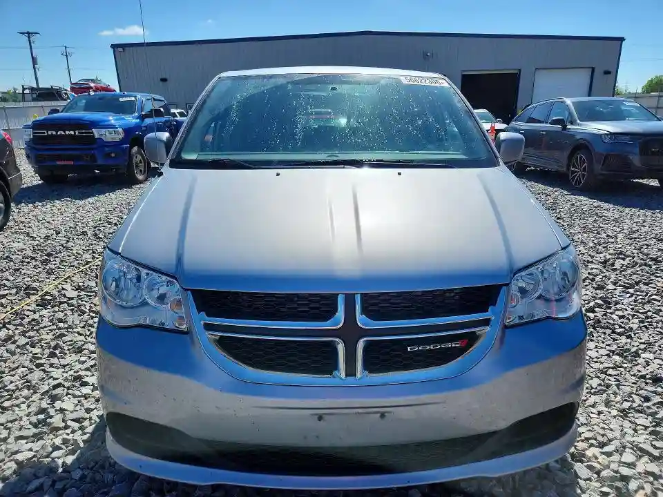 2C4RDGBG7GR356928 2016 DODGE CARAVAN-4