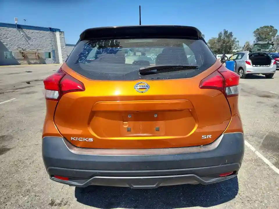 3N1CP5CU6KL525464 2019 NISSAN KICKS-5