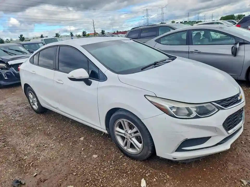 1G1BC5SM8J7194078 2018 CHEVROLET CRUZE-3