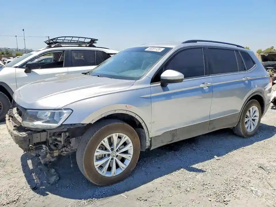 3VV1B7AX6LM134145 2020 VOLKSWAGEN TIGUAN-0