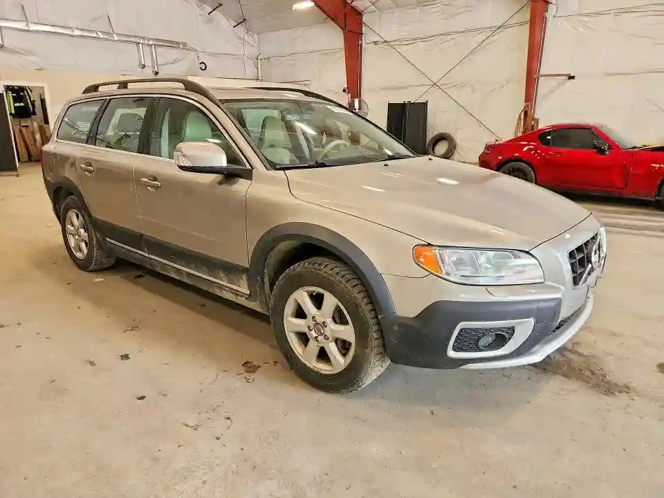 YV4940BZ9B1096972 2011 VOLVO XC70-3