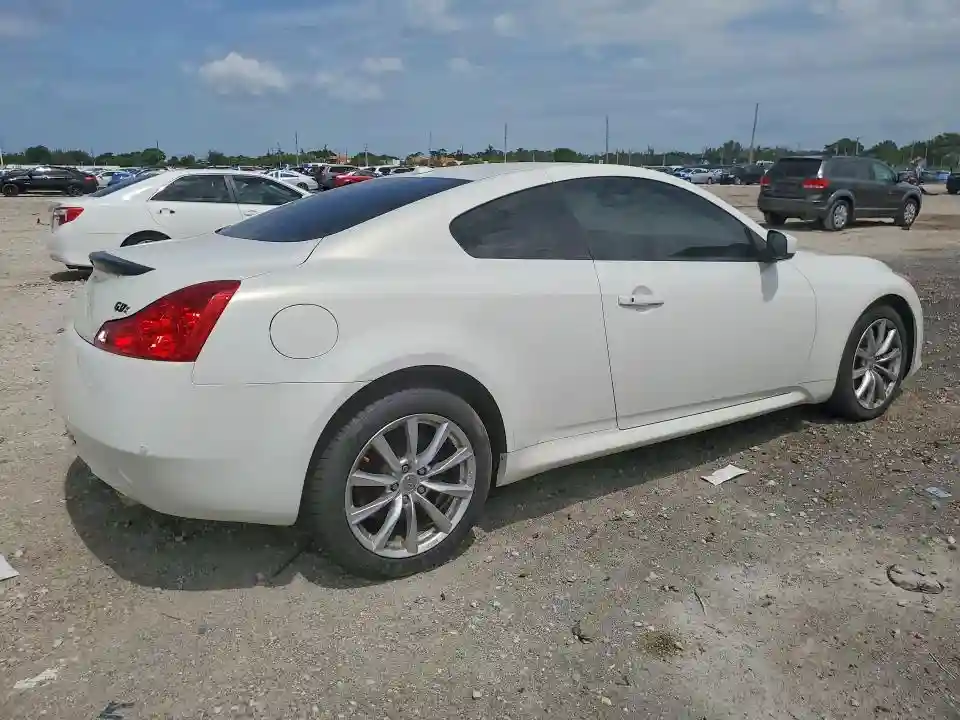 JN1CV6EL2DM983091 2013 INFINITI G37-2