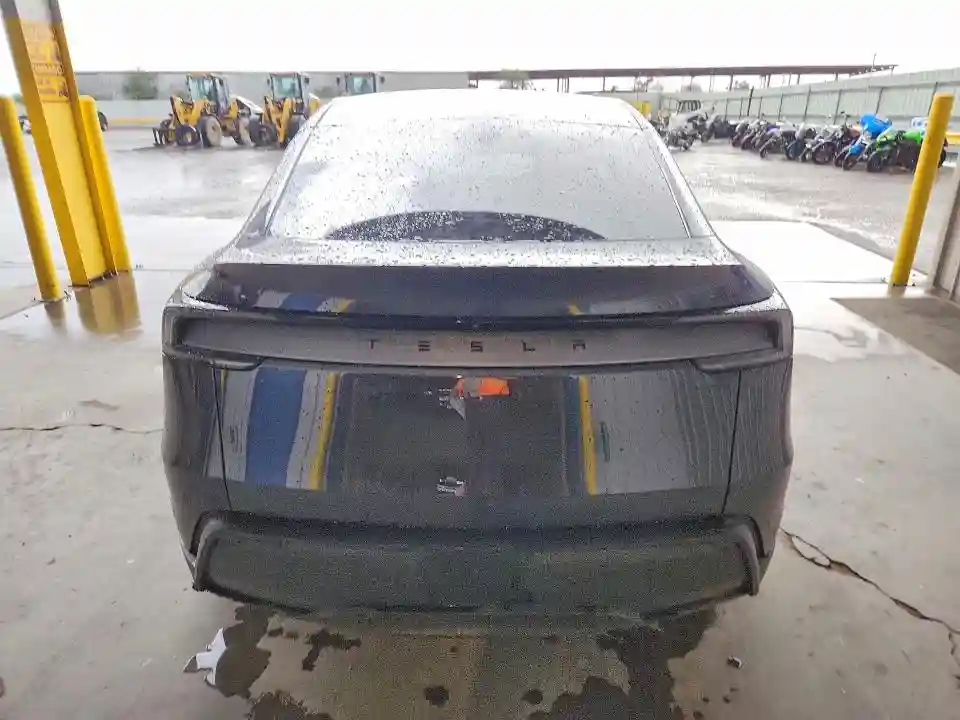 7SAYGDED2TF643475 2026 TESLA MODEL Y-5