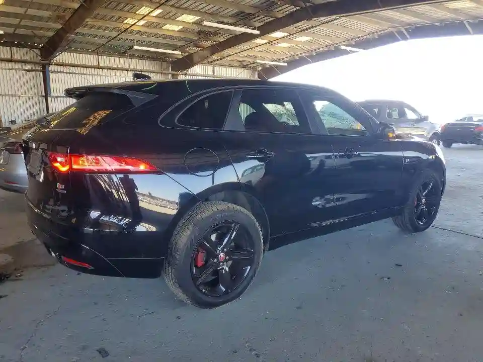 SADCM2FV3KA616308 2019 JAGUAR F-PACE-2