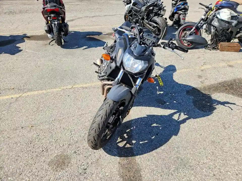 JYARM27E2KA002883 2019 YAMAHA MT07-1