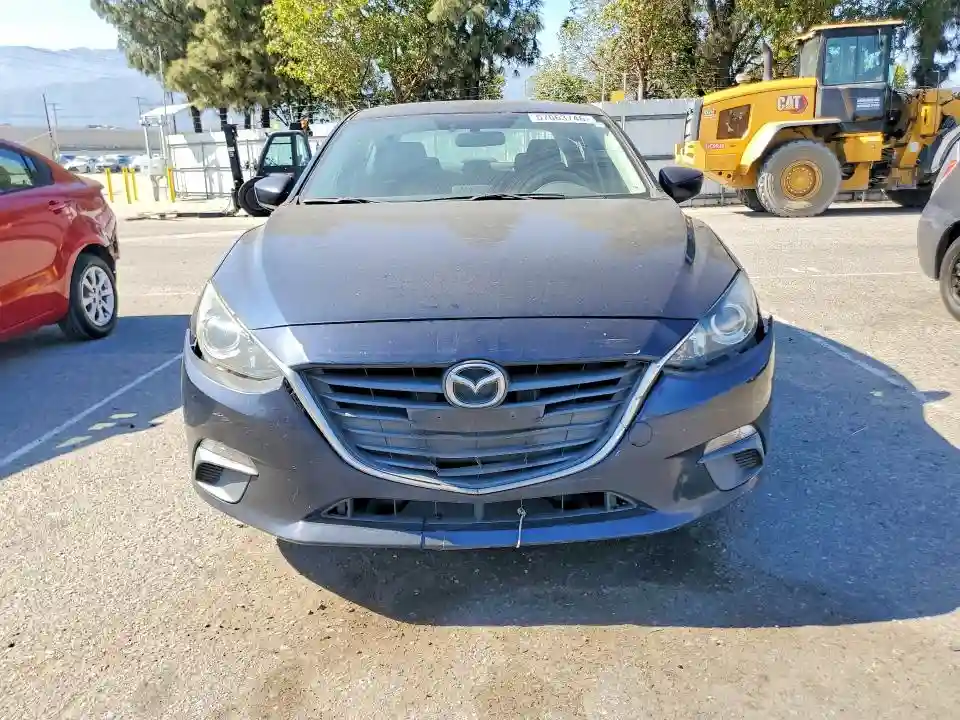 3MZBM1U76GM328490 2016 MAZDA 3-4