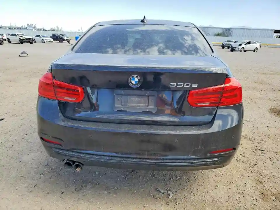WBA8E1C38HA159335 2017 BMW 3 SERIES-5