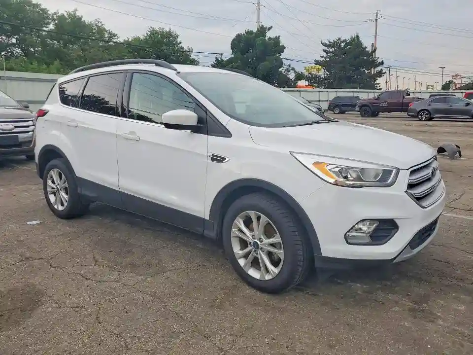 1FMCU0HD8JUD48854 2018 FORD ESCAPE-3