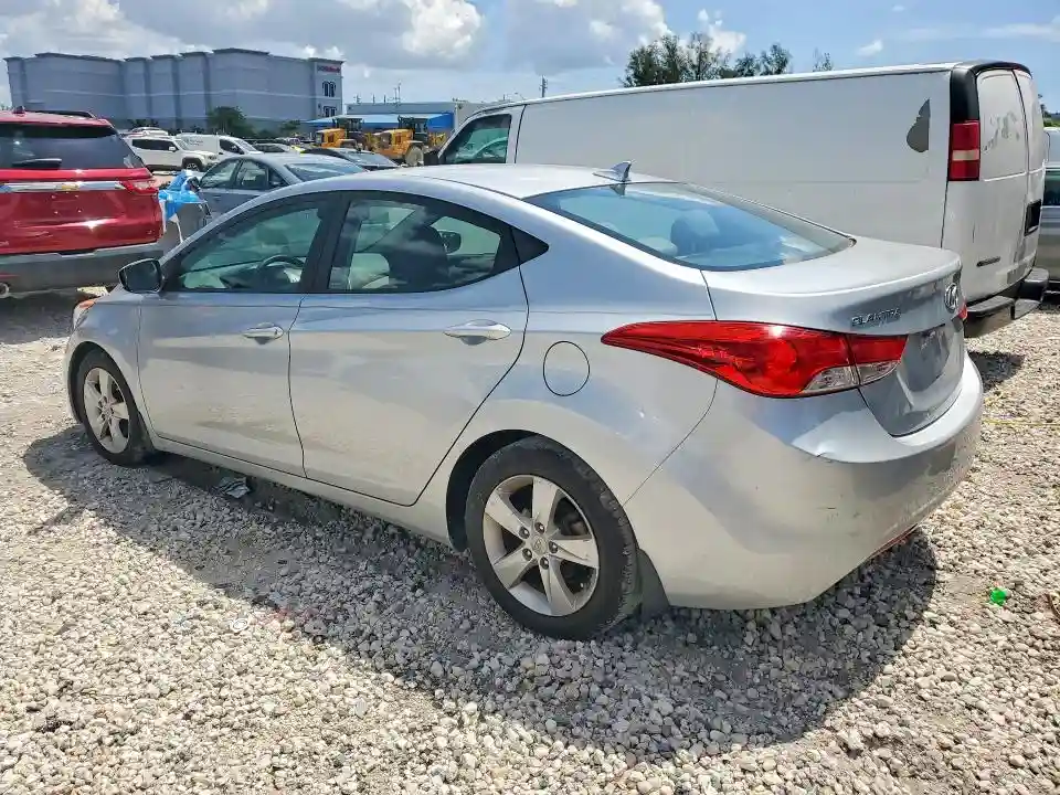5NPDH4AE2DH278743 2013 HYUNDAI ELANTRA GL-1
