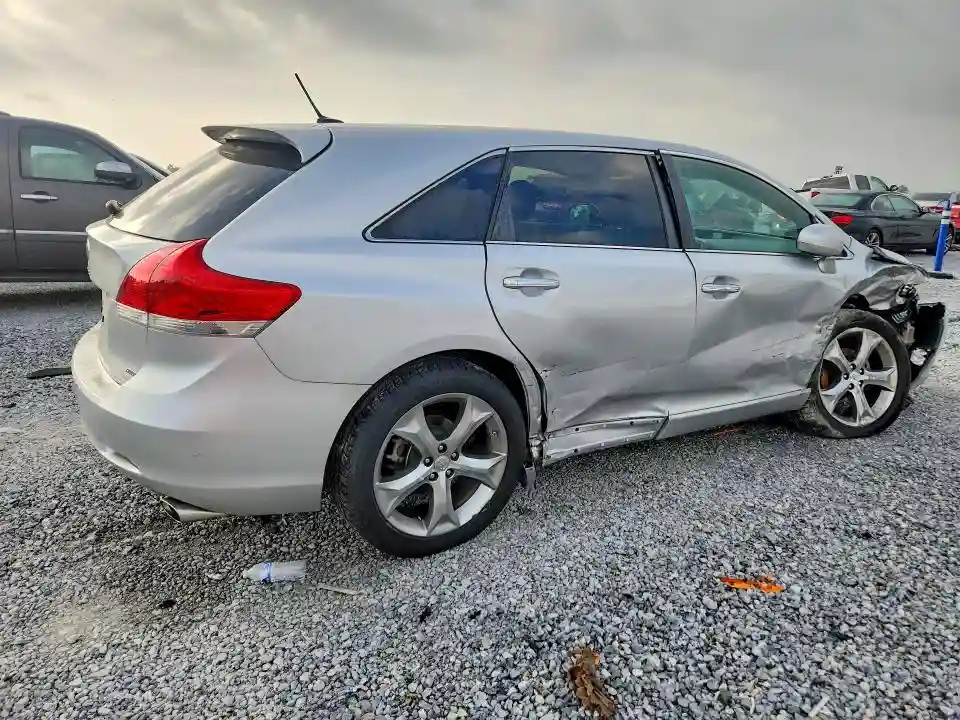 4T3BK3BB3AU038385 2010 TOYOTA VENZA-2
