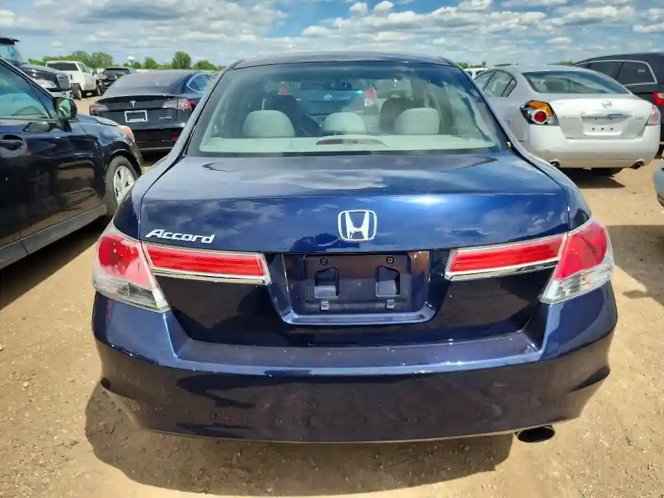1HGCP2F37CA123686 2012 HONDA ACCORD-5