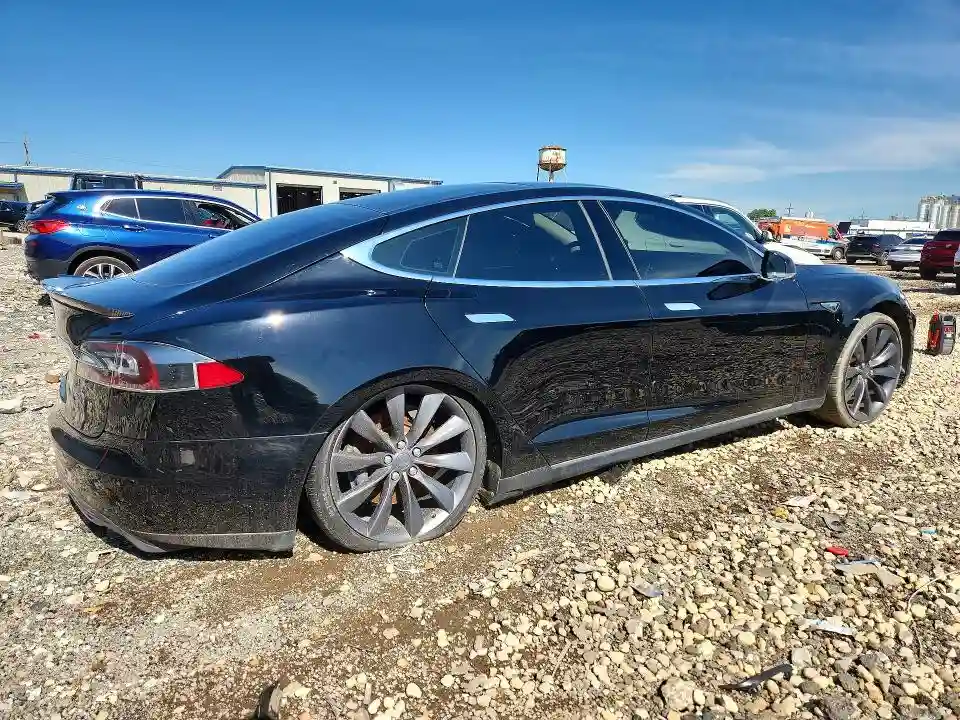 5YJSA1BG5DFP03896 2013 TESLA MODEL S-2