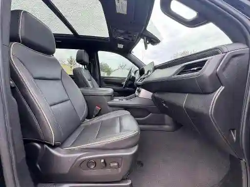 1GKS2BKT7NR237808 2022 GMC YUKON-4