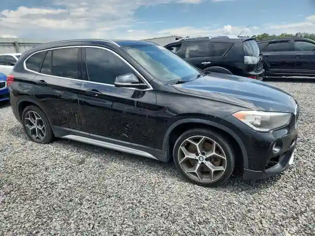 WBXHU7C30J3H43138 2018 BMW X1-3