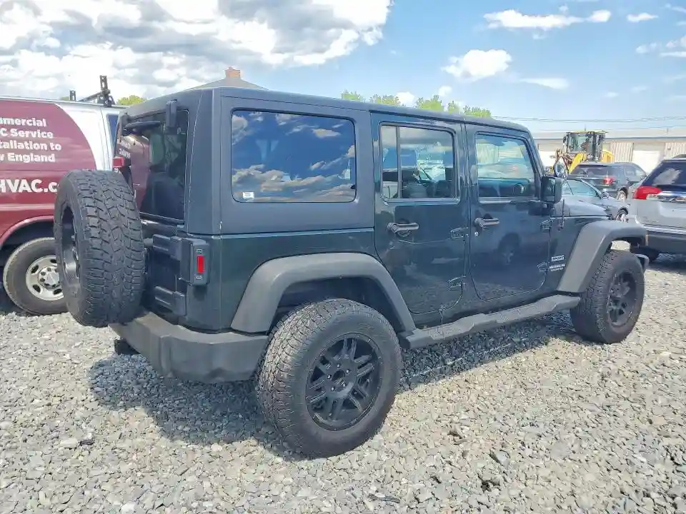 1J4BA3H18BL581943 2011 JEEP WRANGLER-2