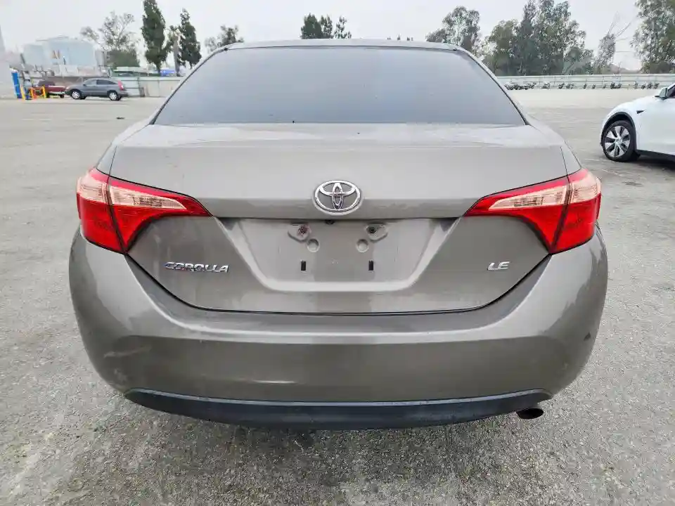 2T1BURHE1JC099579 2018 TOYOTA COROLLA-5