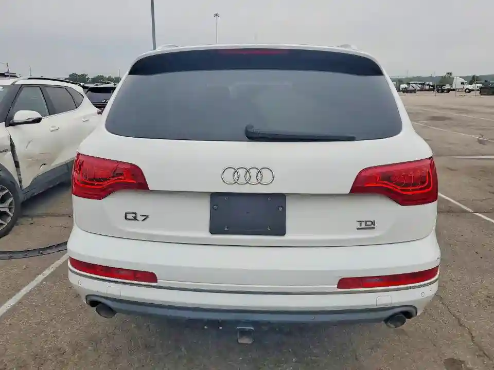 WA1LMAFE0BD007840 2011 AUDI Q7-5