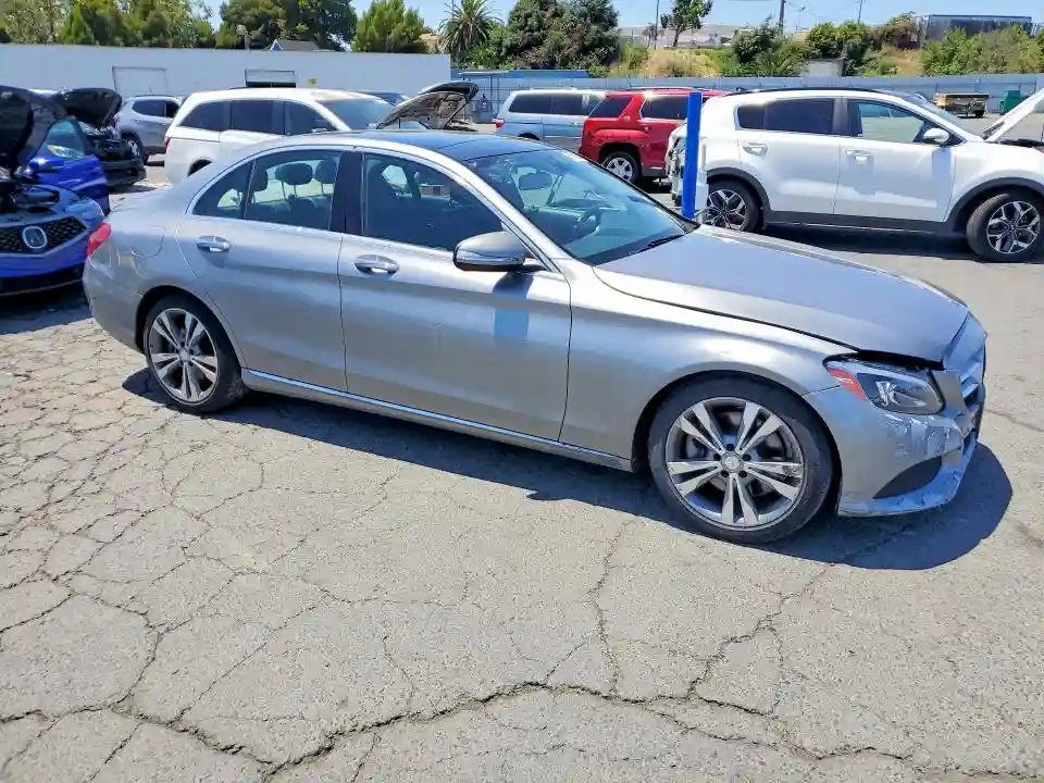 55SWF4JB3FU065661 2015 MERCEDES-BENZ C-CLASS-3