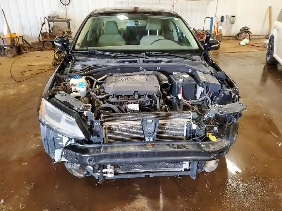3VWD07AJ0FM279065 2015 VOLKSWAGEN JETTA-4