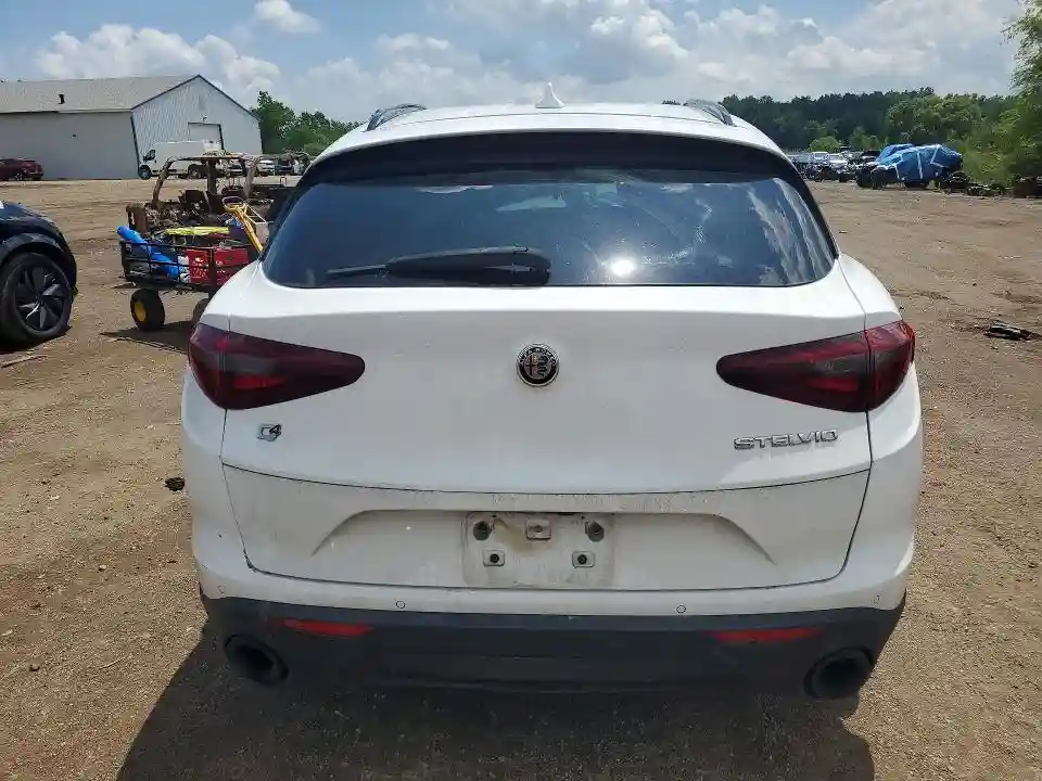 ZASPAKAN6N7D27526 2022 ALFA ROMEO STELVIO-5