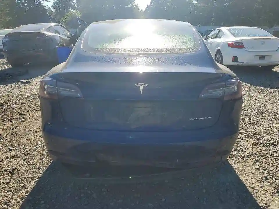 5YJ3E1EBXJF093627 2018 TESLA MODEL 3-5