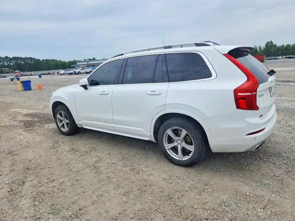 YV4A22PK9J1379588 2018 VOLVO XC90-1