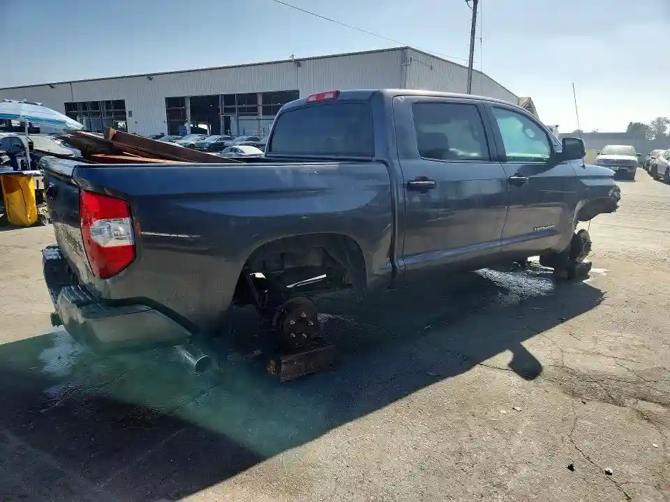 5TFEM5F16HX112070 2017 TOYOTA TUNDRA-2