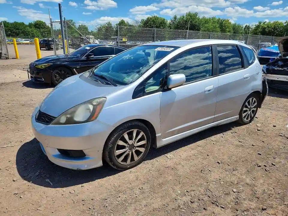 JHMGE8H57DC042781 2013 HONDA FIT-0
