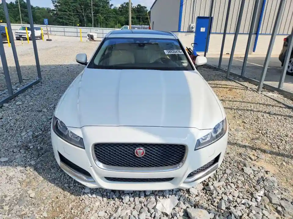 SAJBS4FX7JCY54340 2018 JAGUAR XF-4