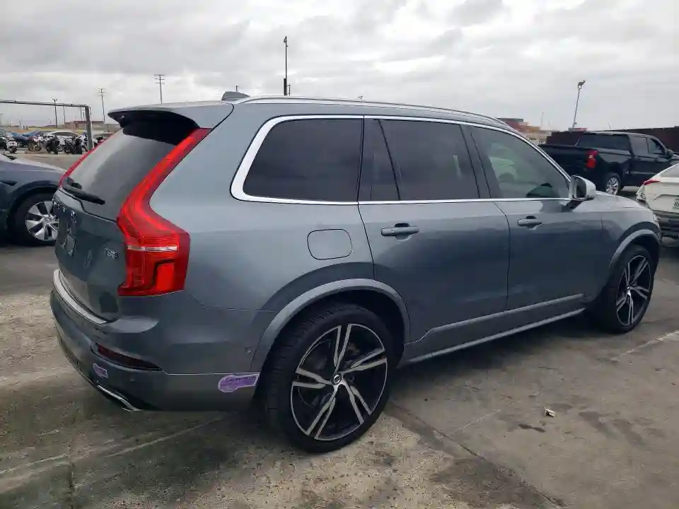 YV4BR0CM6K1444698 2019 VOLVO XC90-2