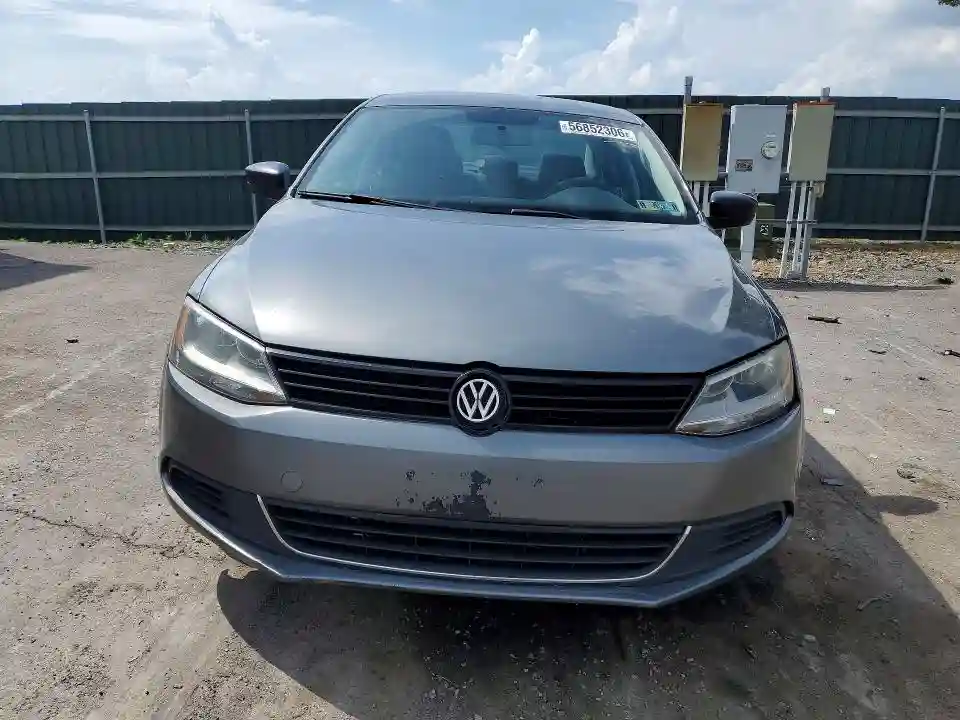 3VW1K7AJ3EM322003 2014 VOLKSWAGEN JETTA-4