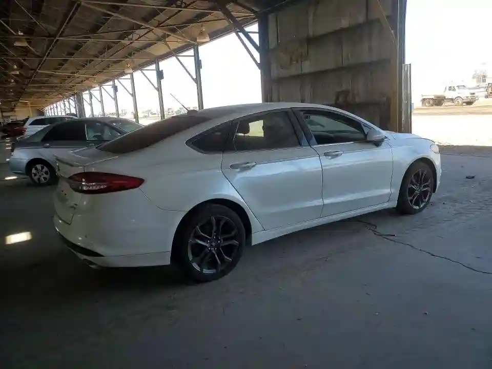 3FA6P0HD2JR267340 2018 FORD FUSION-2