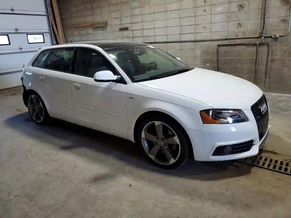 WAUMFBFM0CA061687 2012 AUDI A3-3