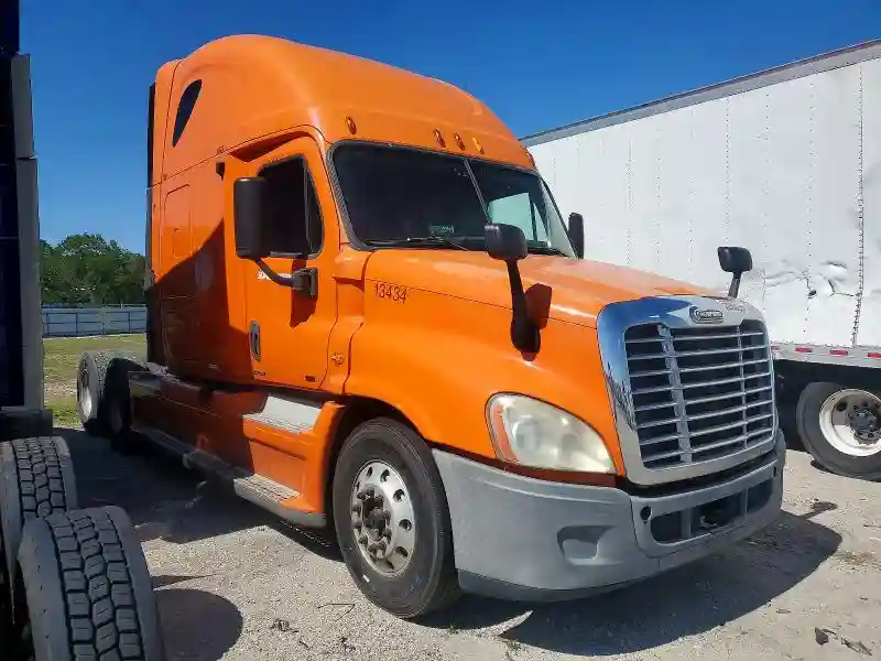 1FUJGLDR8CLBR2048 2012 FREIGHTLINER ALL OTHER-0
