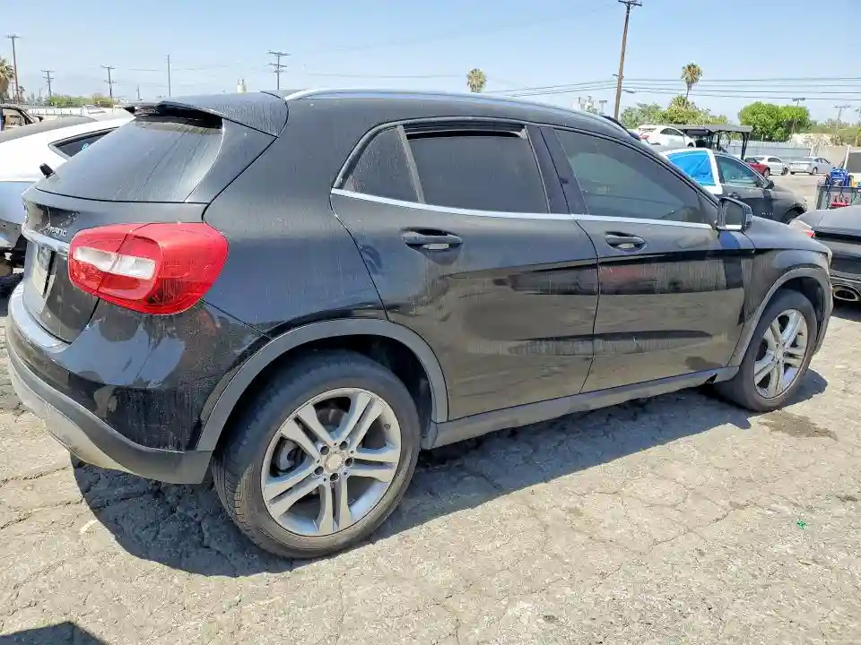 WDCTG4GB8HJ335921 2017 MERCEDES-BENZ GLA-CLASS-2