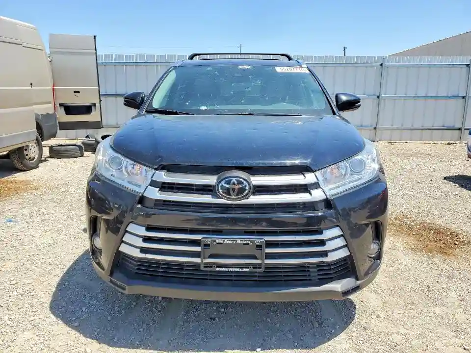 5TDJZRFHXKS625601 2019 TOYOTA HIGHLANDER-4